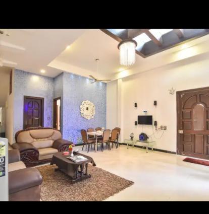 Mount Bliss Villa 로나발라 외부 사진